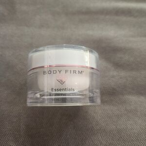 Body Firm Essentials Facial Treatment - White